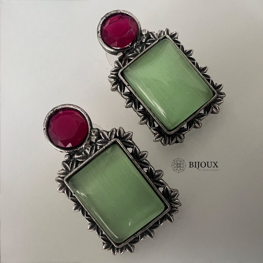 MOULINI SILVER LOOK ALIKE HANDMADE VICTORIAN EARRING ER364