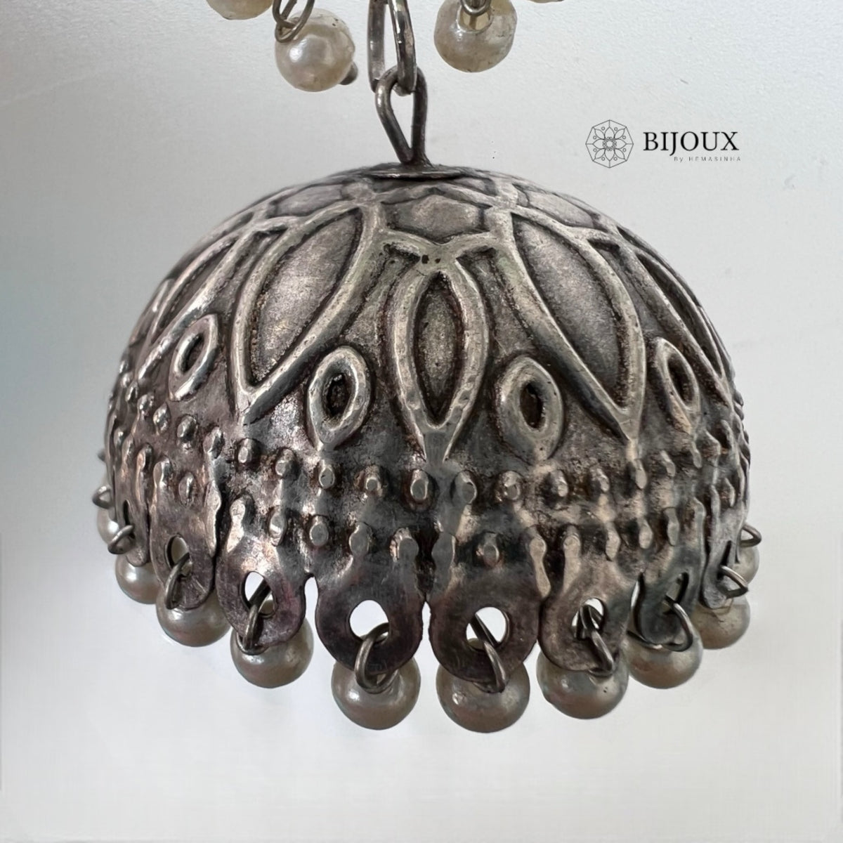 CUBY PIE SILVER LOOK ALIKE  HANDMADE JHUMKA ER245