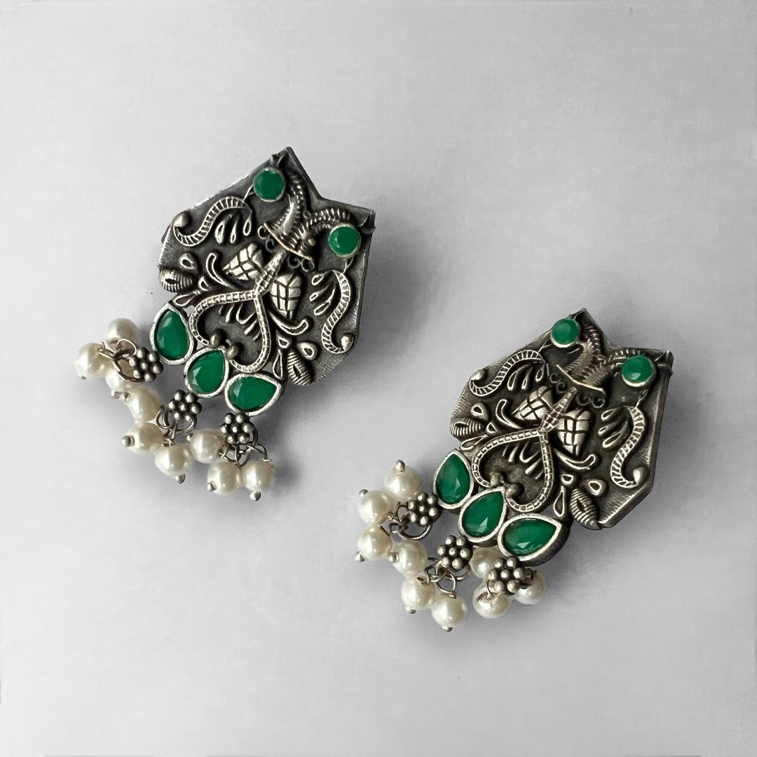 VIKARA BIJOUX PREMIUM AND EXCLUSIVE SEMI HANDMADE CHOKER WITH EARRINGS CH68