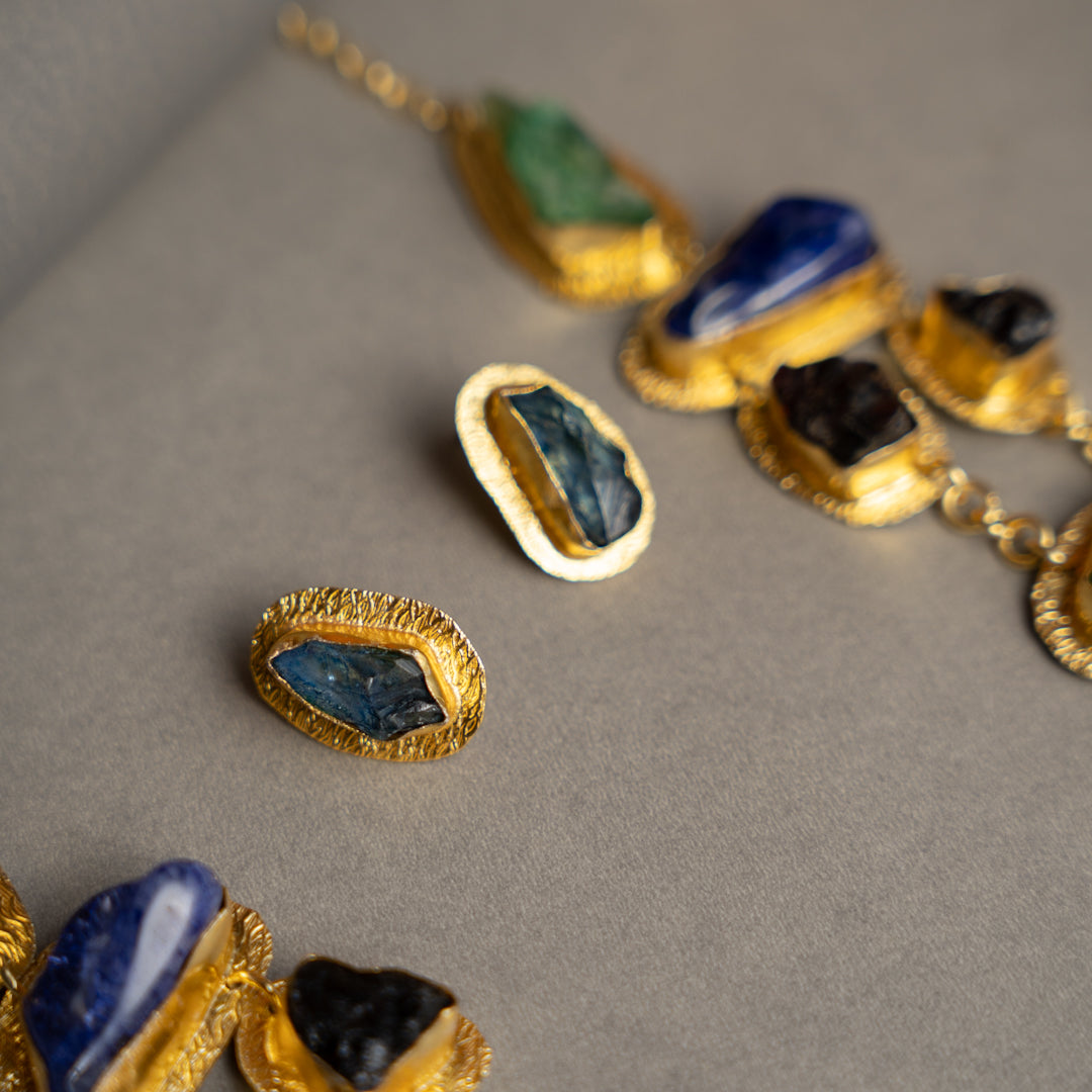 THAMIZHACHI BIJOUX EXCLUSIVE AND PREMIUM RAW STONES AND MOP HANDMADE GOLD TONED NECKPIECE/NECKLACE, BRACELET CUFF, RING WITH EARRING SET NL145