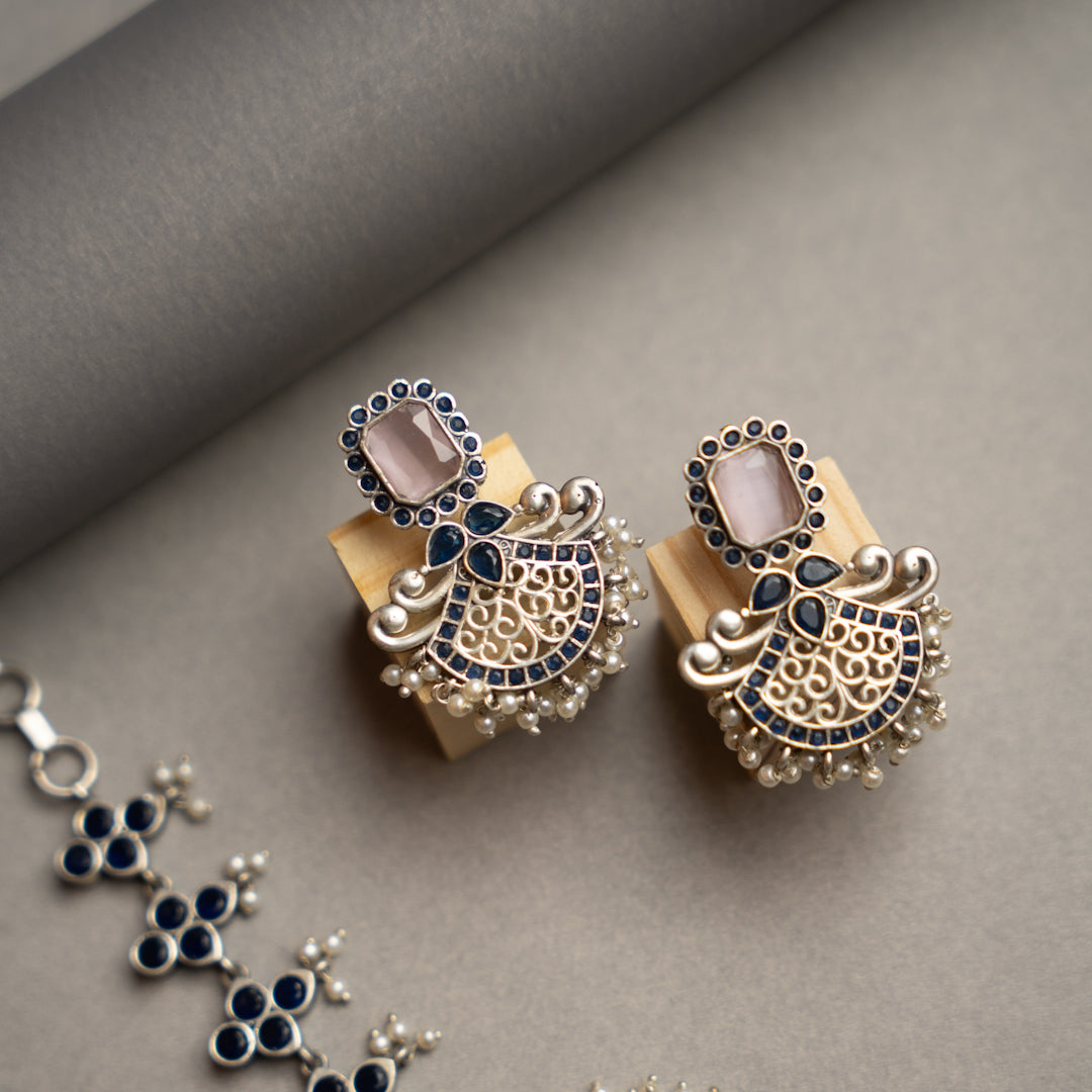 NIMISHA FAUX SILVER PREMIUM SEMI HANDMADE NECKLACE WITH EARRINGS NL126