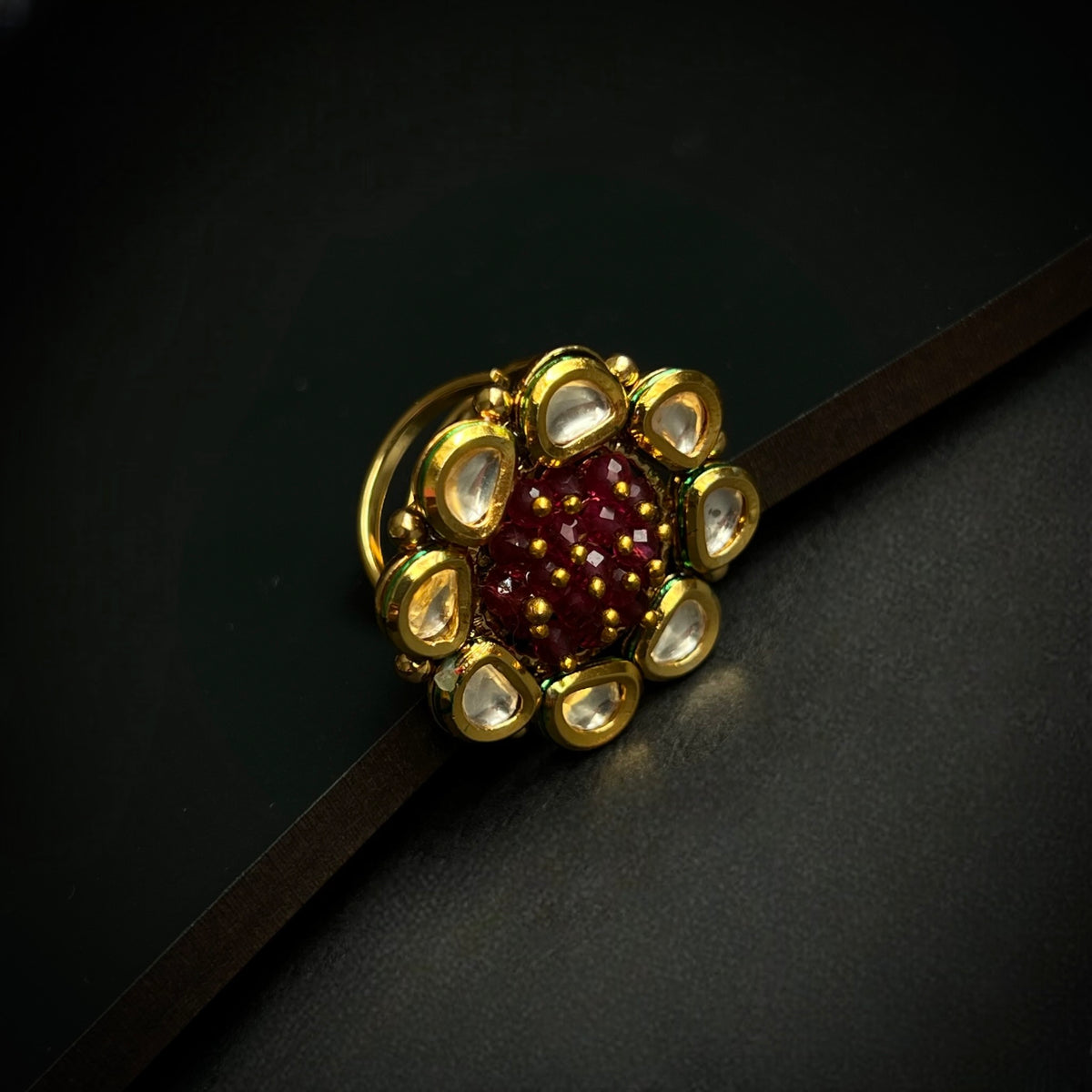 DIVARA GOLD TONED FINGER RING R67