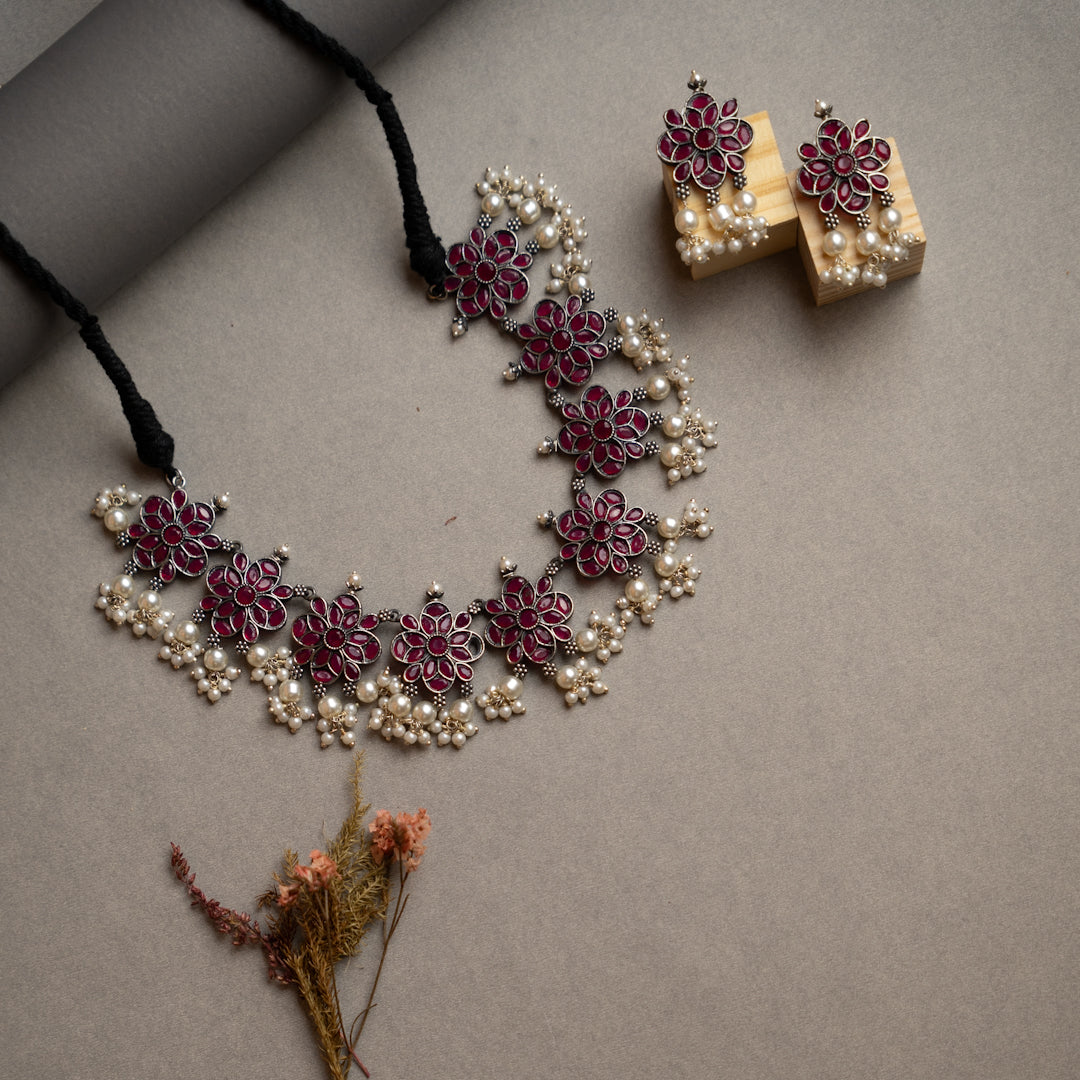 ATHENA BIJOUX PREMIUM SEMI HANDMADE ANTIQUE FAUX SILVER NECKPIECE/NECKLACE EARRINGS NL217