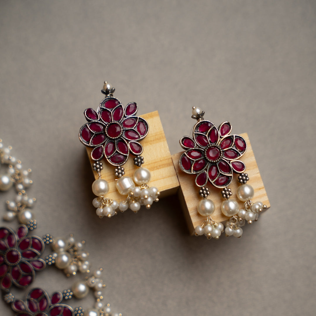 ATHENA BIJOUX PREMIUM SEMI HANDMADE ANTIQUE FAUX SILVER NECKPIECE/NECKLACE EARRINGS NL217