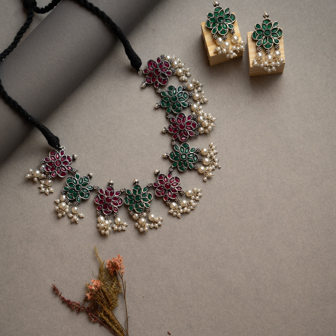 ATHENA BIJOUX PREMIUM SEMI HANDMADE ANTIQUE FAUX SILVER NECKPIECE/NECKLACE EARRINGS NL217