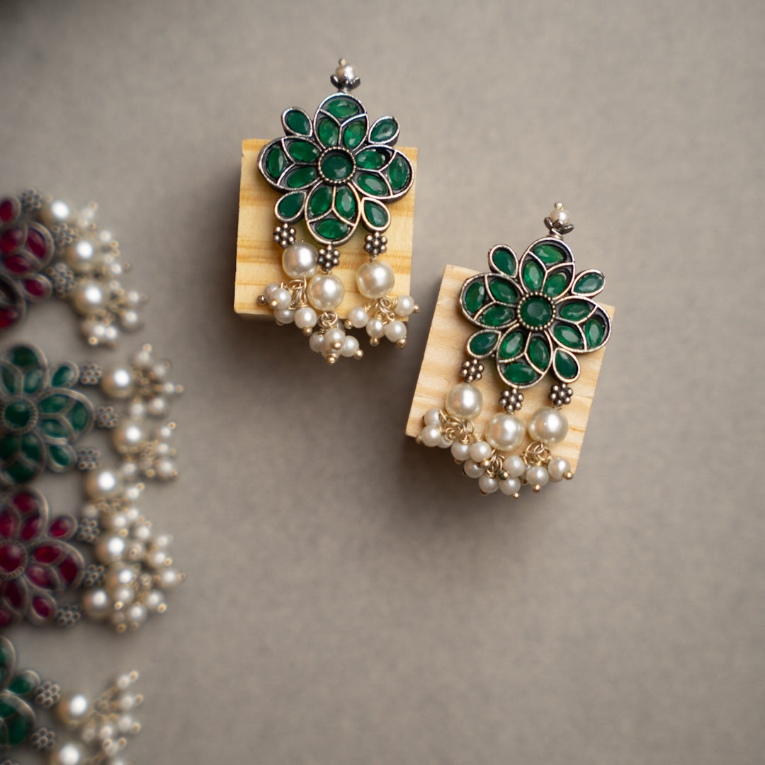 ATHENA BIJOUX PREMIUM SEMI HANDMADE ANTIQUE FAUX SILVER NECKPIECE/NECKLACE EARRINGS NL217