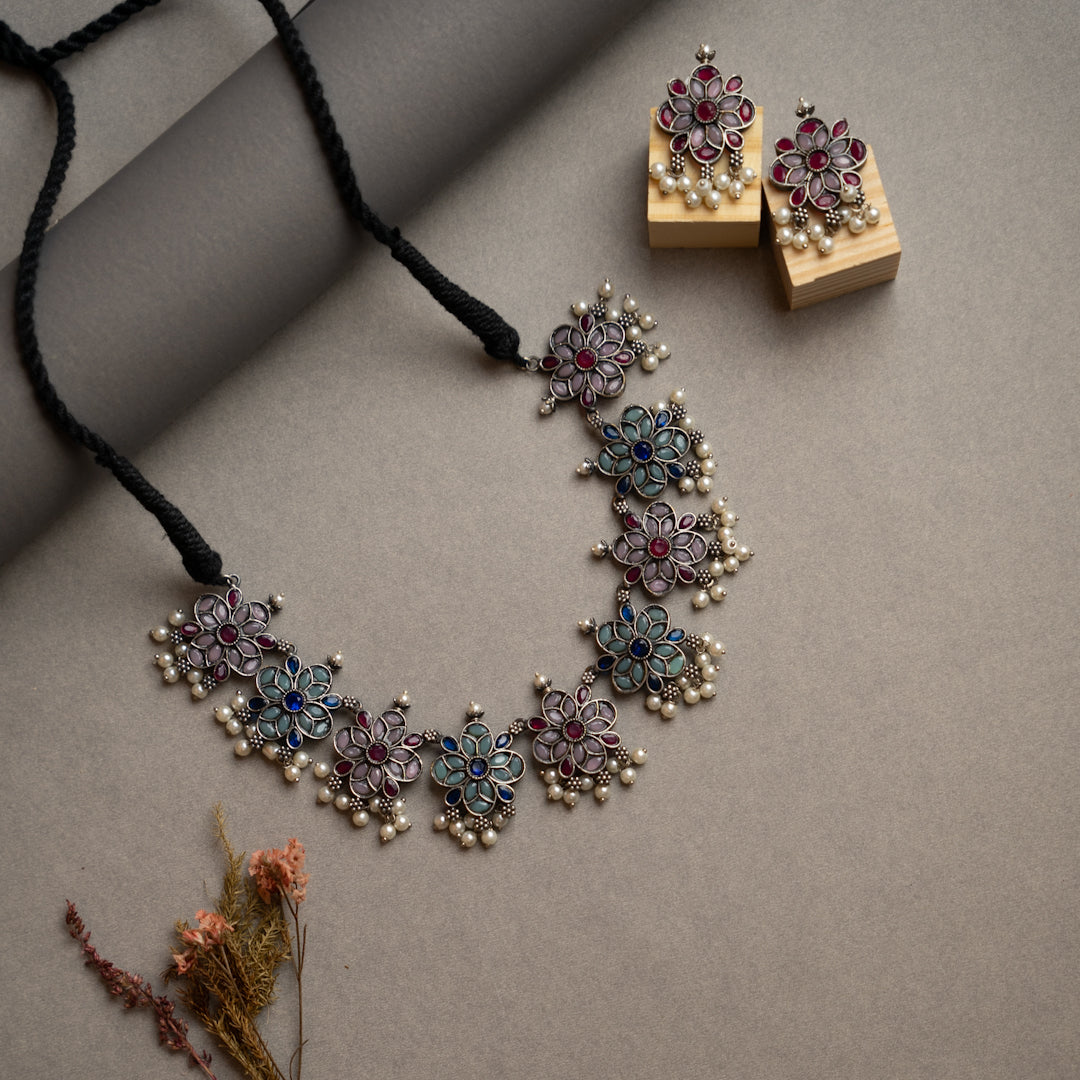 ATHENA BIJOUX PREMIUM SEMI HANDMADE ANTIQUE FAUX SILVER NECKPIECE/NECKLACE EARRINGS NL217