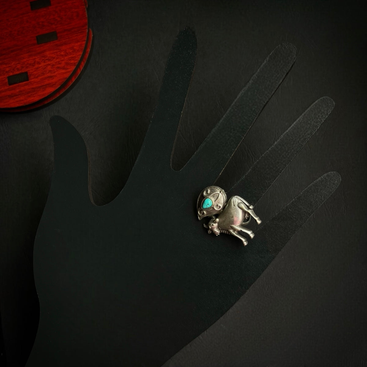 KO MATHA TEMPLE SILVER LOOK ALIKE FINGER RING R84