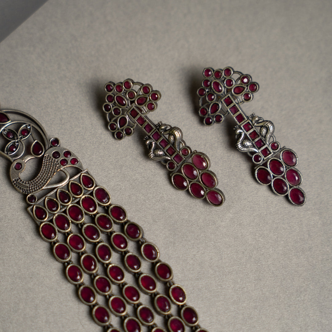 KANIHA FAUX SILVER STONE LAYERED RUSTIC FINISH SEMIHANDE NECKLACE WITH EARRINGS NL142