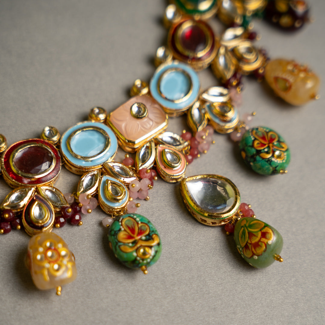 MULTI BEAUTY NATURAL PREMIUM GEM STONE BIJOUX PREMIUM AND EXCLUSIVE HANDMADE LAC KUNDAN NECKLACE NL211