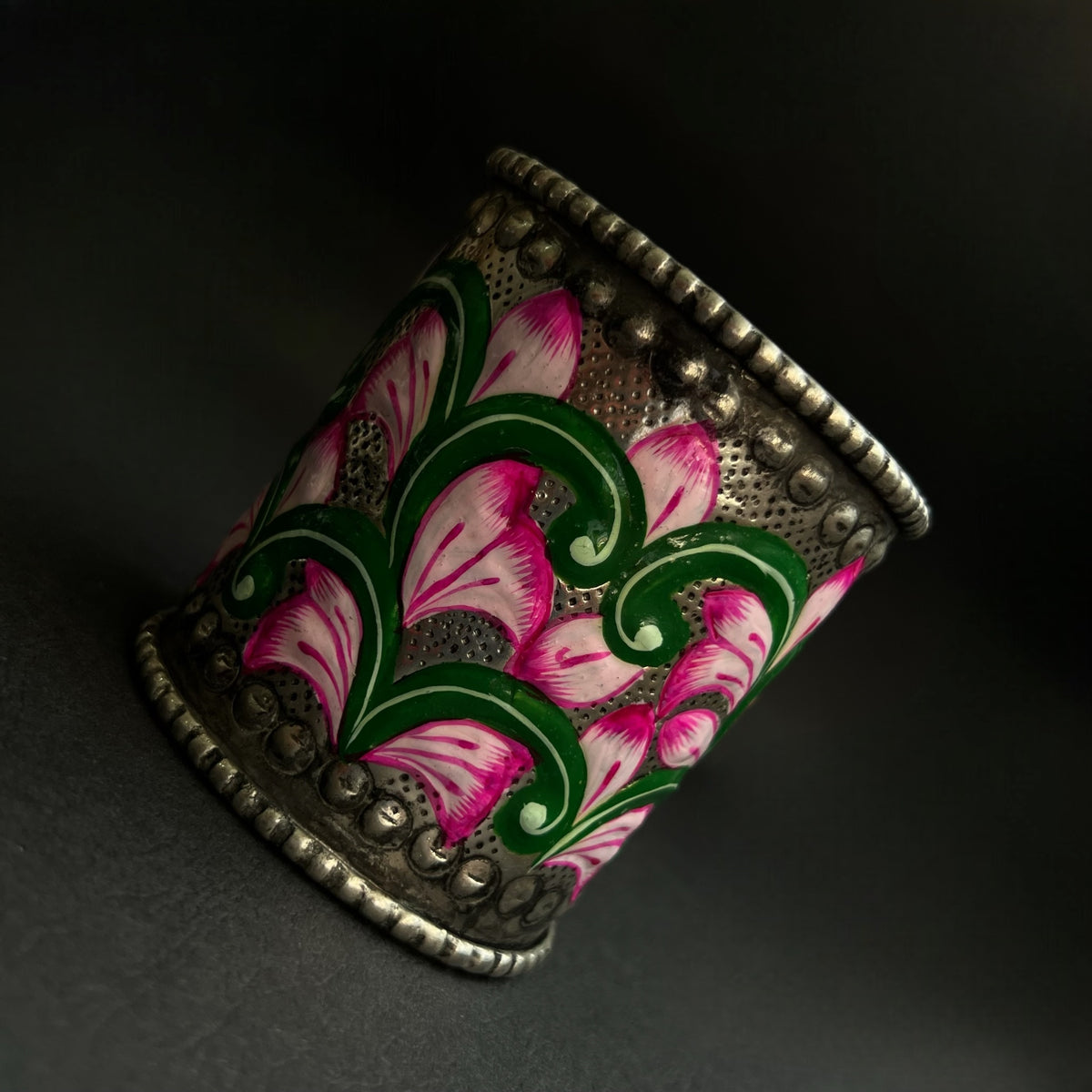 VISHAKA HAND HAMMERED AND HANDMADE HAND PAINTED ANTIQUE TONED CLASSIC HAND CUFF BR42