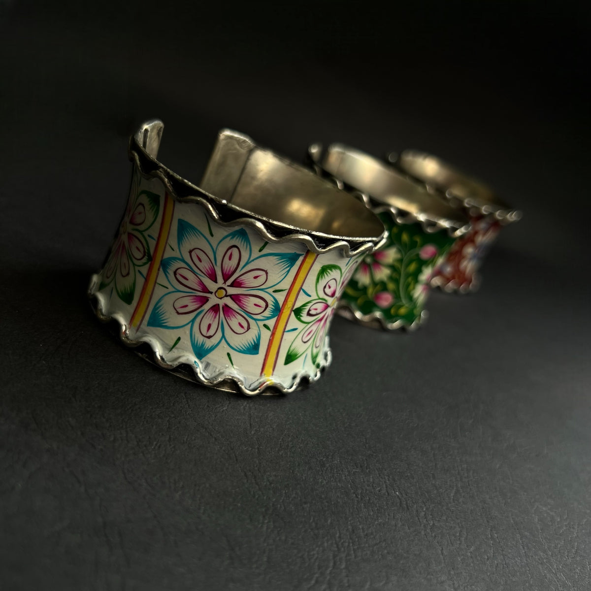 NITARA HAND HAMMERED AND HANDMADE HAND PAINTED ANTIQUE TONED CLASSIC HAND CUFF BR44