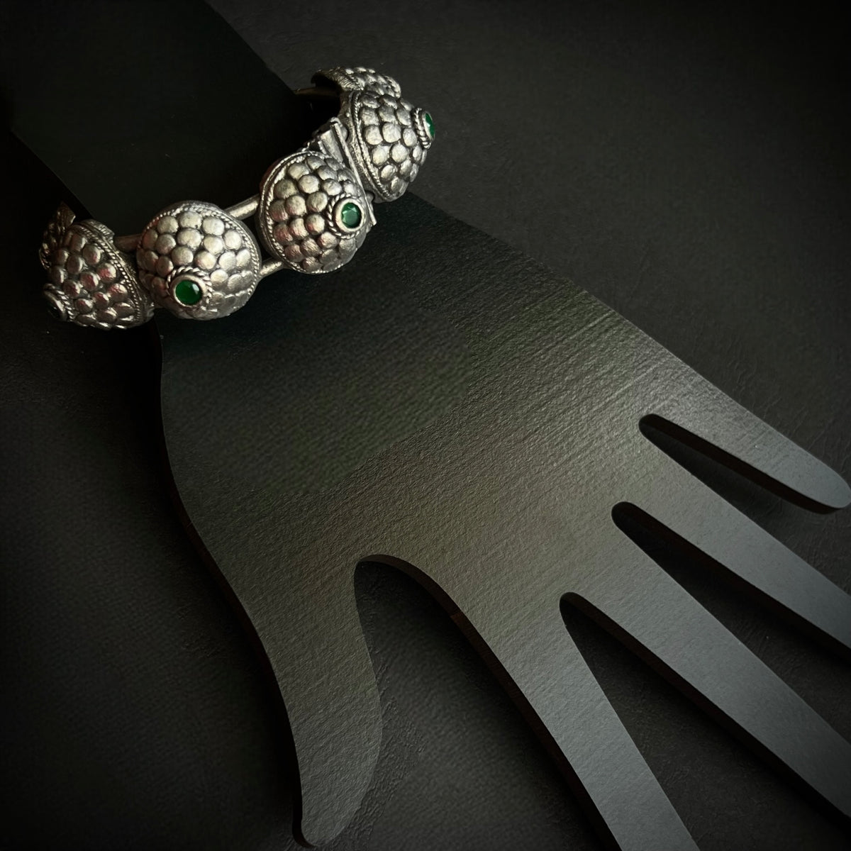 REETHA BLACK POLISH HAND CUFFS/BRACELET/BANGLES/KADAS 
 BR81