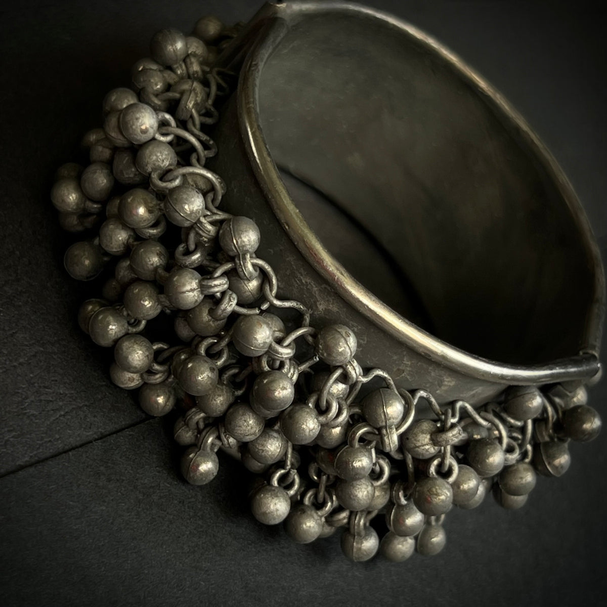 SATARA BLACK POLISH HAND CUFFS/BRACELET/BANGLES/KADAS 
 BR48