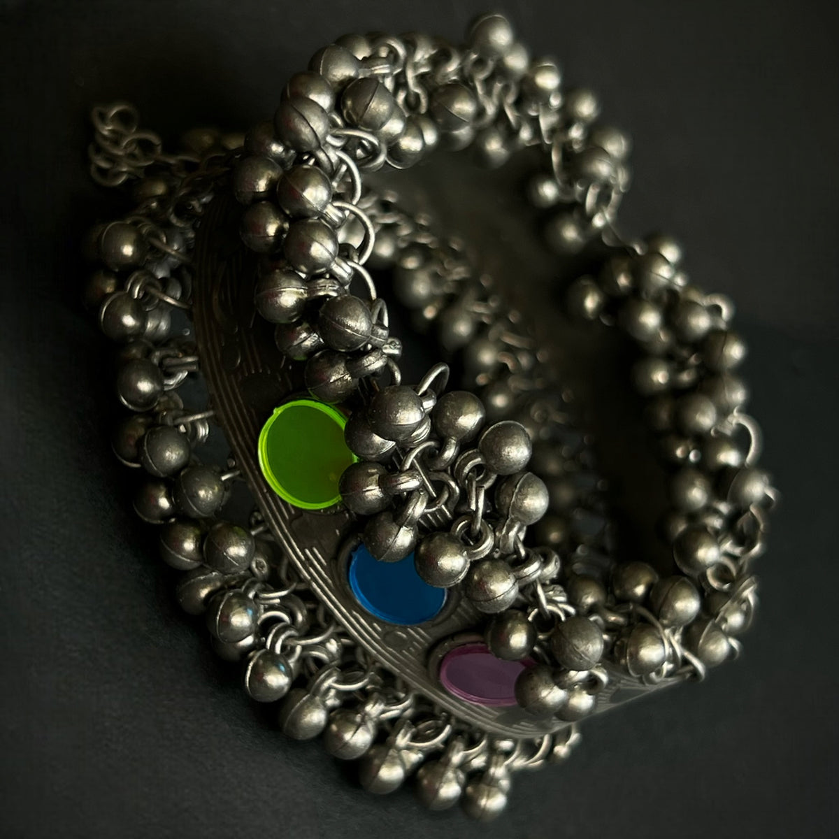 BINA BLACK POLISH CLASSIC STNEHAND CAFFS BRACELETS BR88