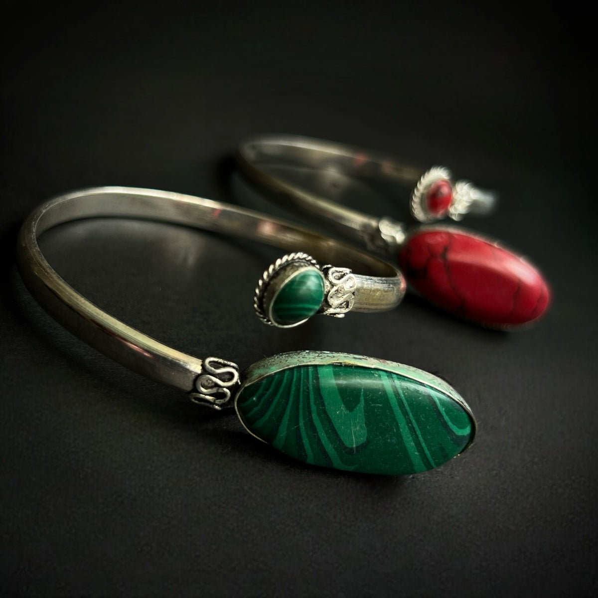 MINITA BLACK POLISH HAND CUFFS/BRACELET/BANGLES/KADAS BR93