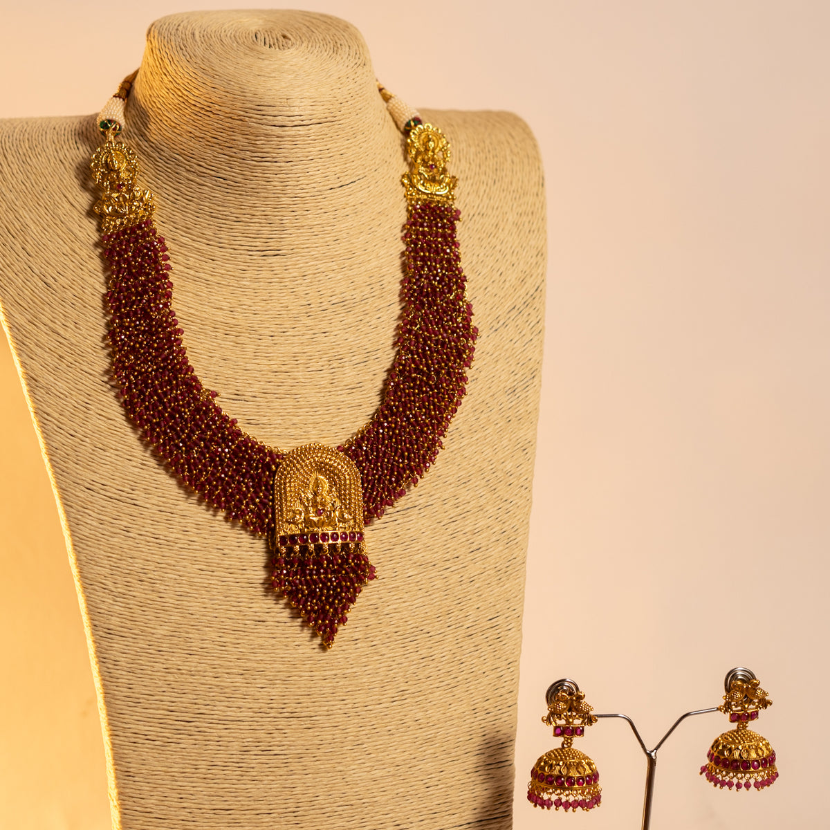 GAJA LAKSHMI GOLD TONED CRYSTAL BEADS MALA WITH EARRINGS ML19