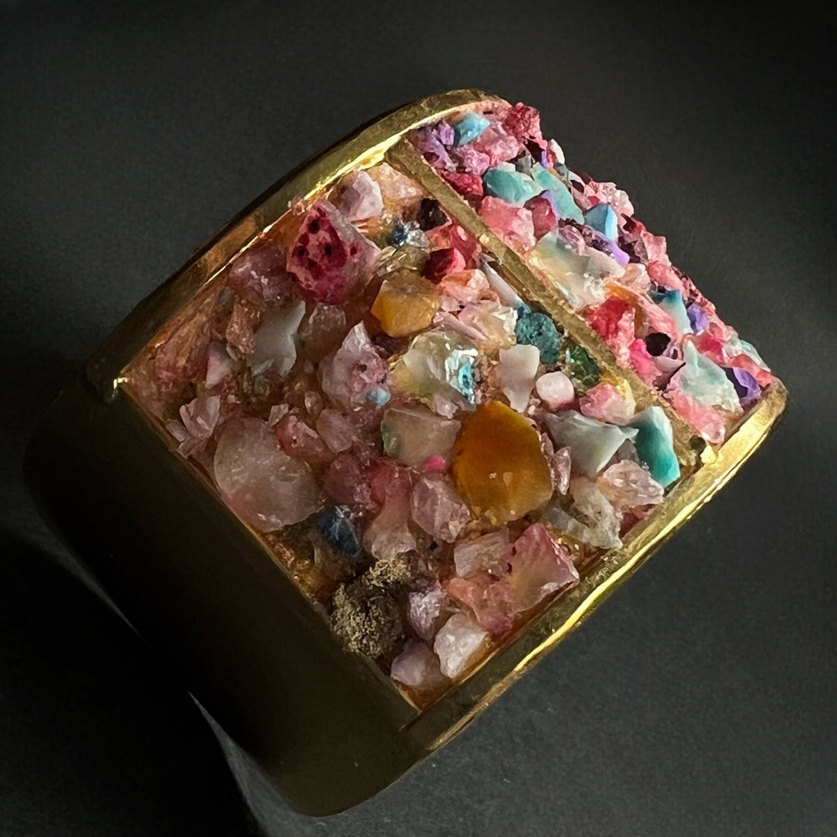 SPARKLING STONE CHIP BRACELETS BR22