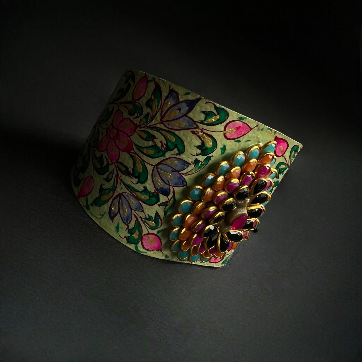 KIYANA HAND PAINTED AND HANDMADE BRACELET KADA BR21