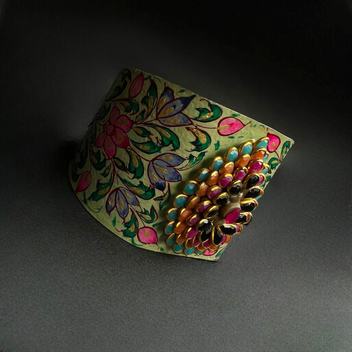 KIYANA HAND PAINTED AND HANDMADE BRACELET KADA BR21