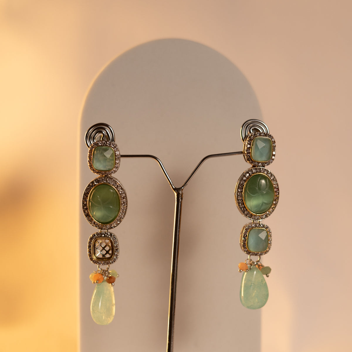 VARDHANA MONALISA STONE AND AD STONE BEADED MALA WITH EARRINGS ML06