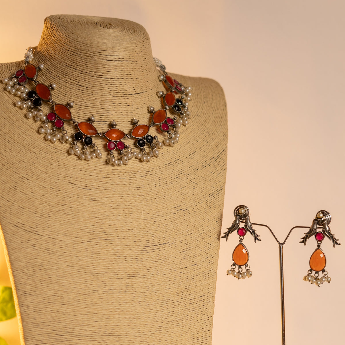 VINASHI FAUX SILVER BIJOUX PREMIUM AND EXCLUSIVE SEMI HANDMADE NECKLACE WITH EARRINGS NL215