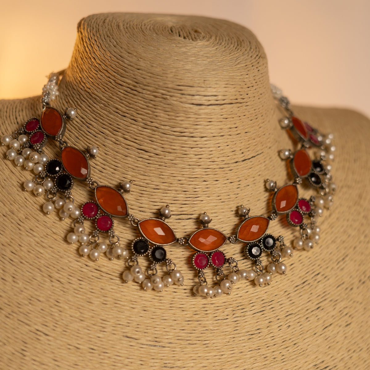 VINASHI FAUX SILVER BIJOUX PREMIUM AND EXCLUSIVE SEMI HANDMADE NECKLACE WITH EARRINGS NL215