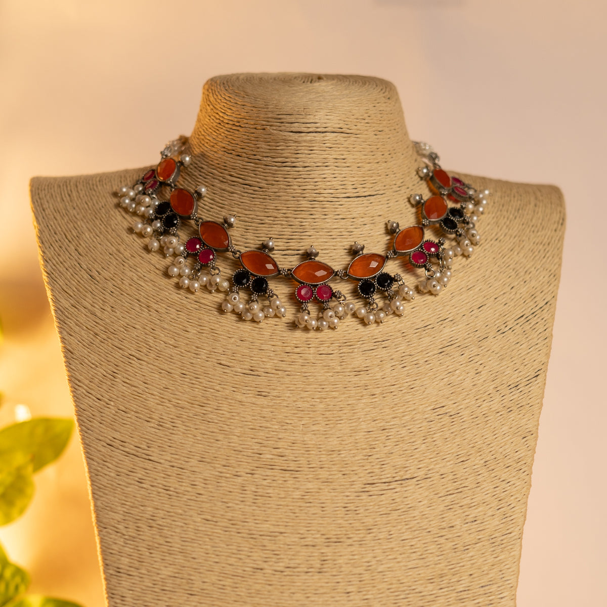 VINASHI FAUX SILVER BIJOUX PREMIUM AND EXCLUSIVE SEMI HANDMADE NECKLACE WITH EARRINGS NL215