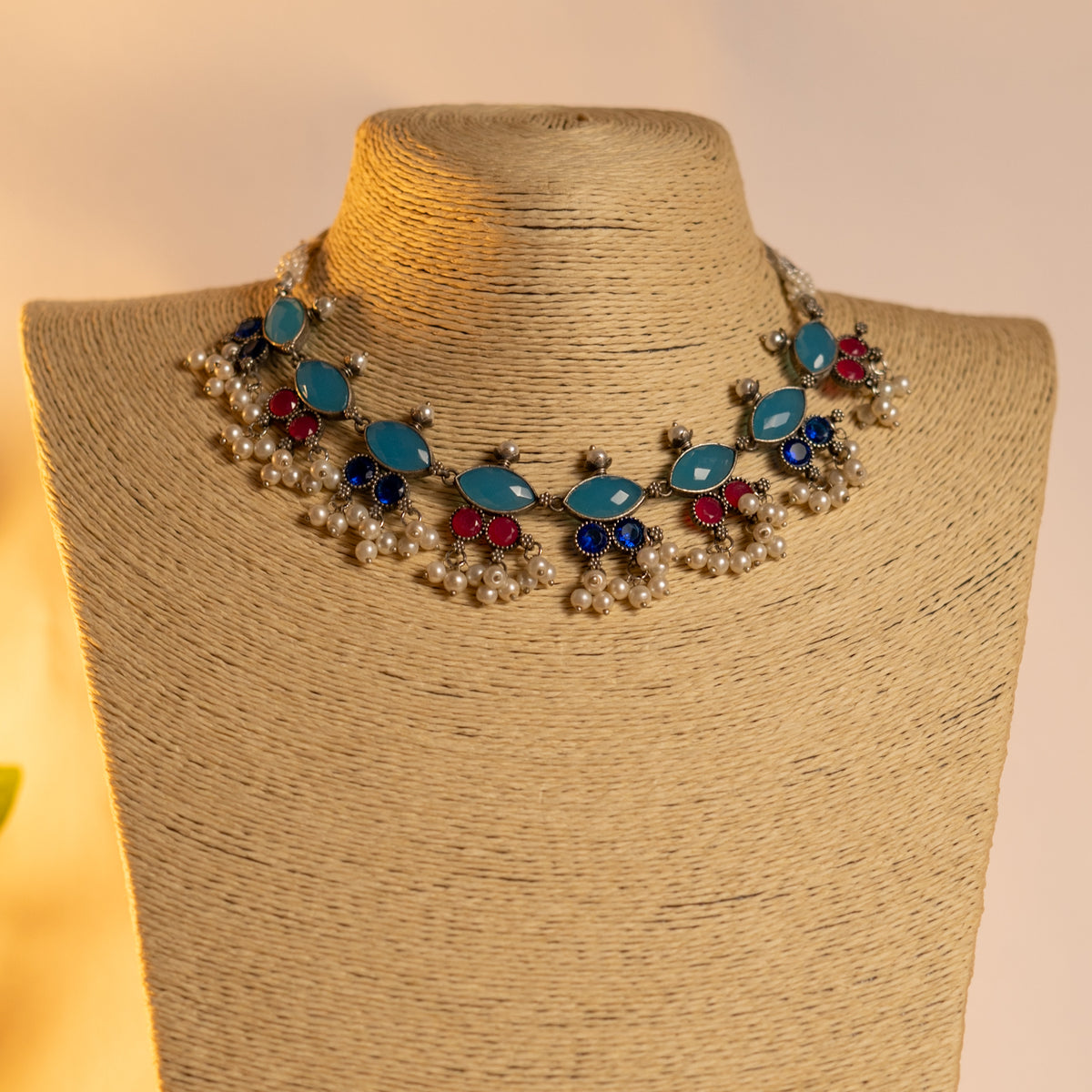 VINASHI FAUX SILVER BIJOUX PREMIUM AND EXCLUSIVE SEMI HANDMADE NECKLACE WITH EARRINGS NL215