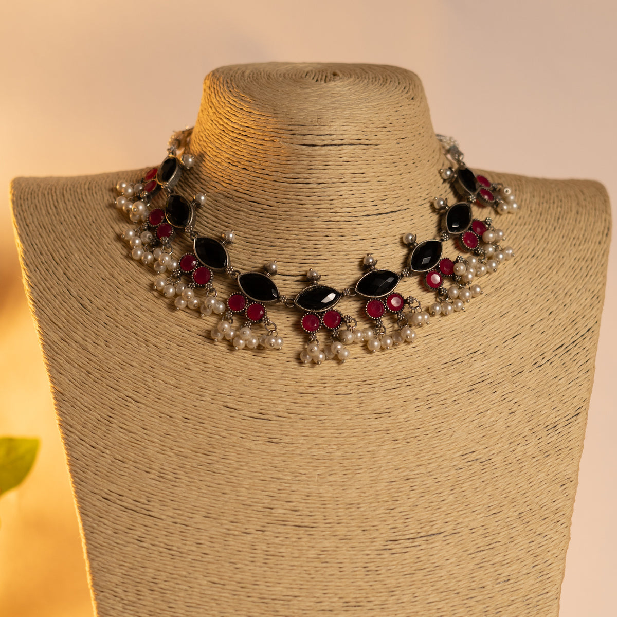 VINASHI FAUX SILVER BIJOUX PREMIUM AND EXCLUSIVE SEMI HANDMADE NECKLACE WITH EARRINGS NL215