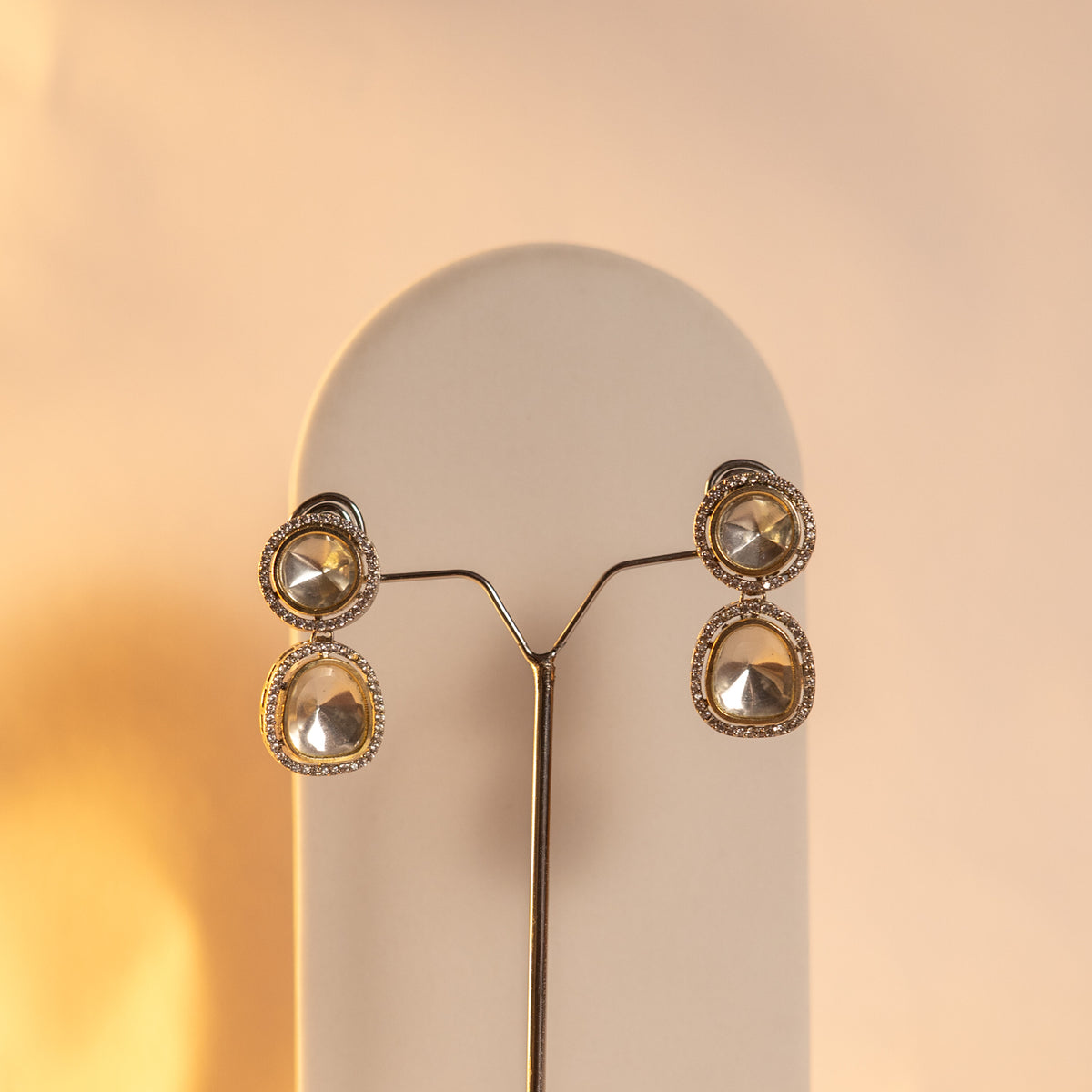 SIRENE PEARL MONALISA STONE AND AD STONE MALA WITH EARRINGS ML14