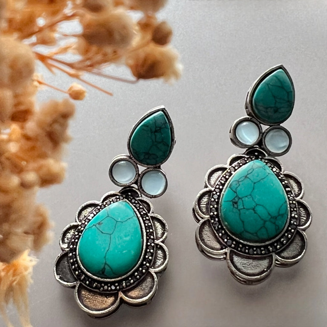 PETAL CRESENT SEMI HANDMADE  OXIDISED EARRING ER137