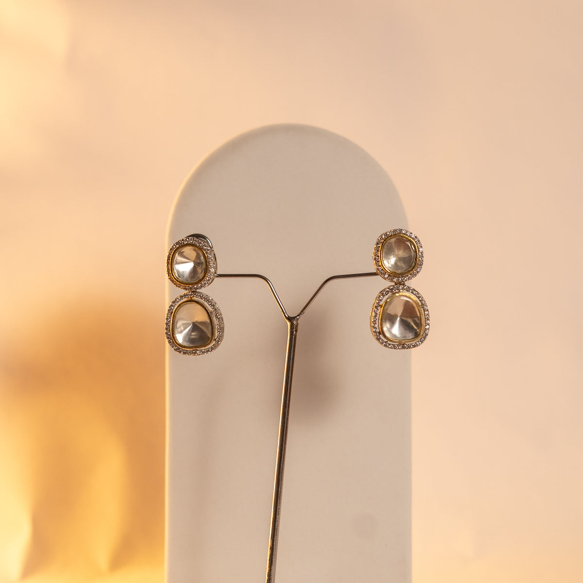 CRYSTA CRYSTAL MONALISA STONE AND AD STONE MALA WITH EARRINGS ML15