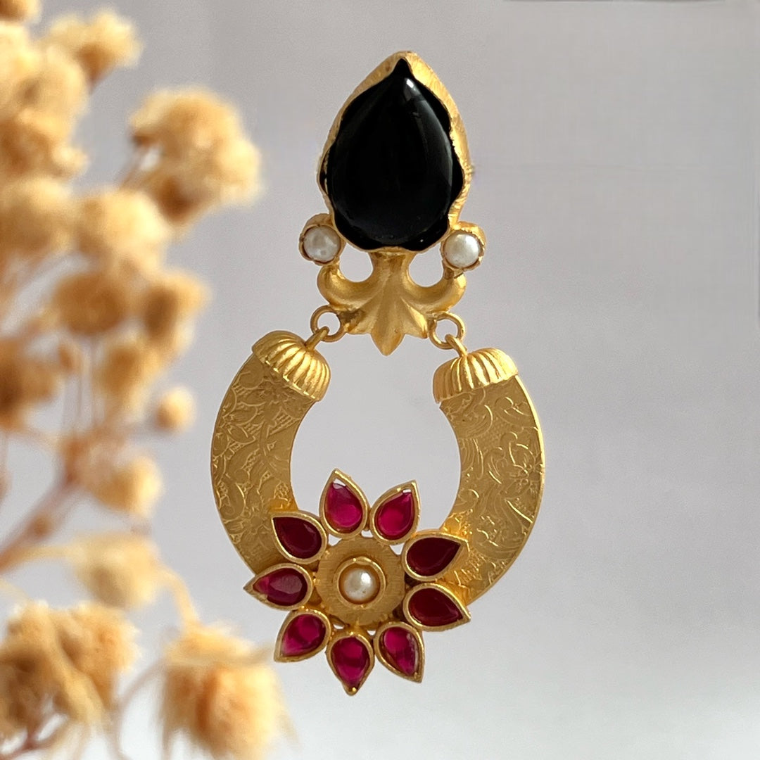 DIANA HANDMADE GOLD TONED EARRINGS- ER111