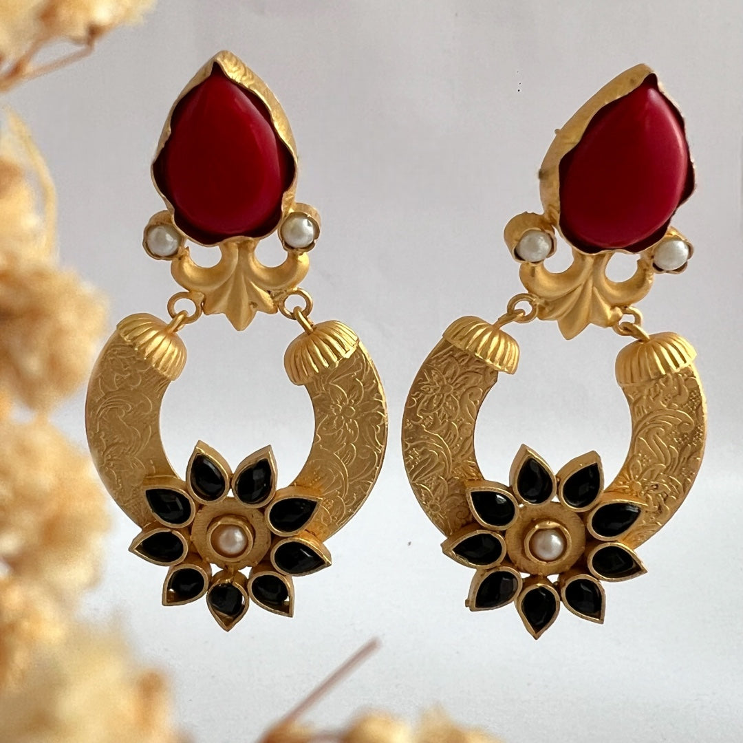 DIANA HANDMADE GOLD TONED EARRINGS- ER111