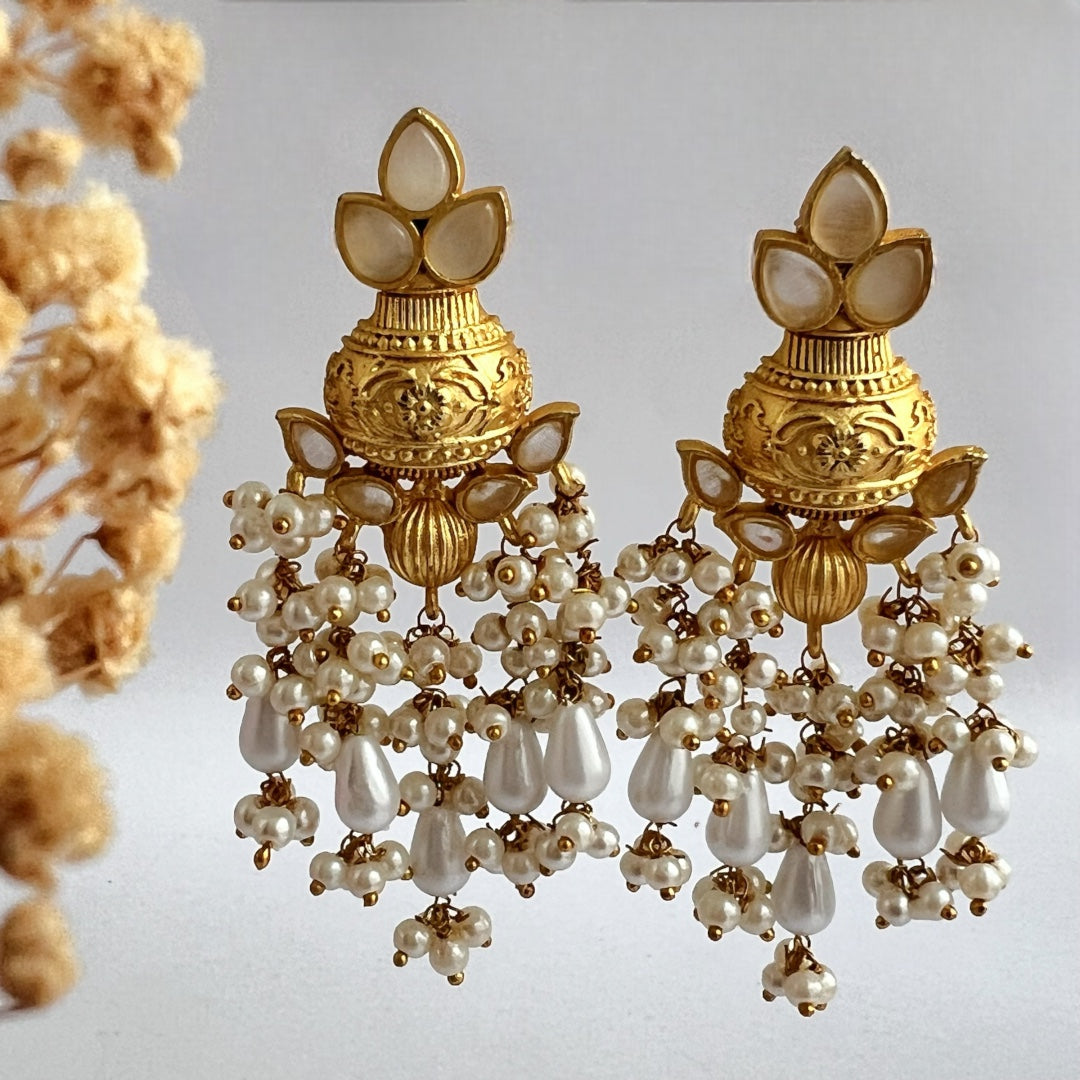 AQUARIUS SEMI HANDMADE MONOLISA AND BEADED GOLD-TONED EARRING -ER122