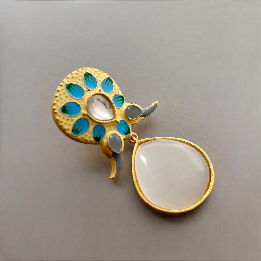 TAPTHI SEMI HANDMADE GOLDTONED  MONOLISA GOLD-TONED EARRING -ER124