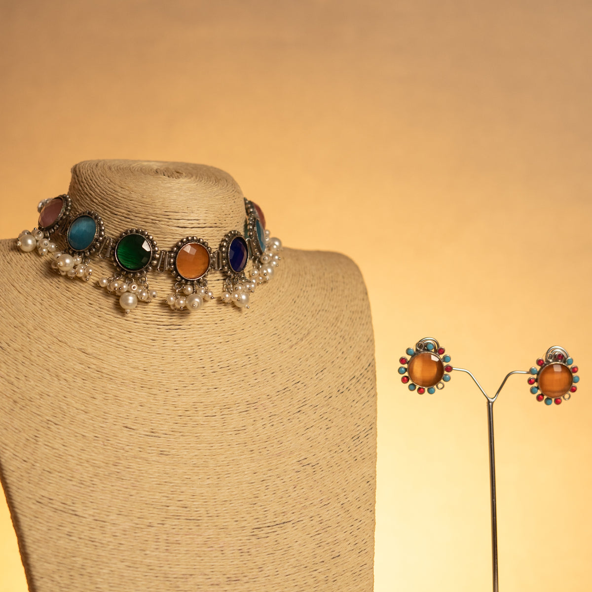 VIMAANAH FAUX SILVER BIJOUX PREMIUM AND EXCLUSIVE  SEMI HANDMADE NECKLACE WITH EARRINGS NL124