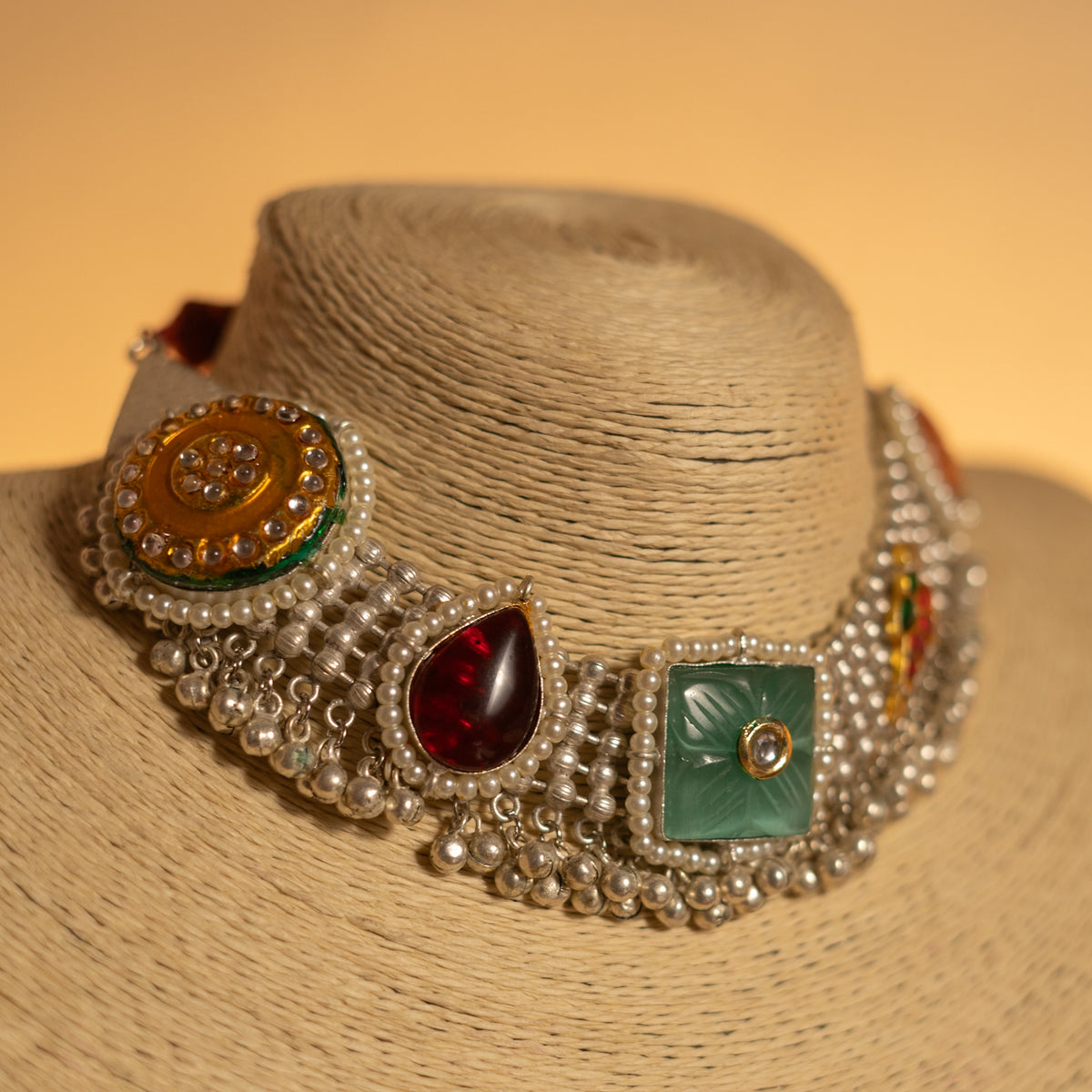 DHAKSHIKA FAUX SILVER MONALISA AND LAC SEMI HANDMADE NECKLACE WITH EARRINGS NL125