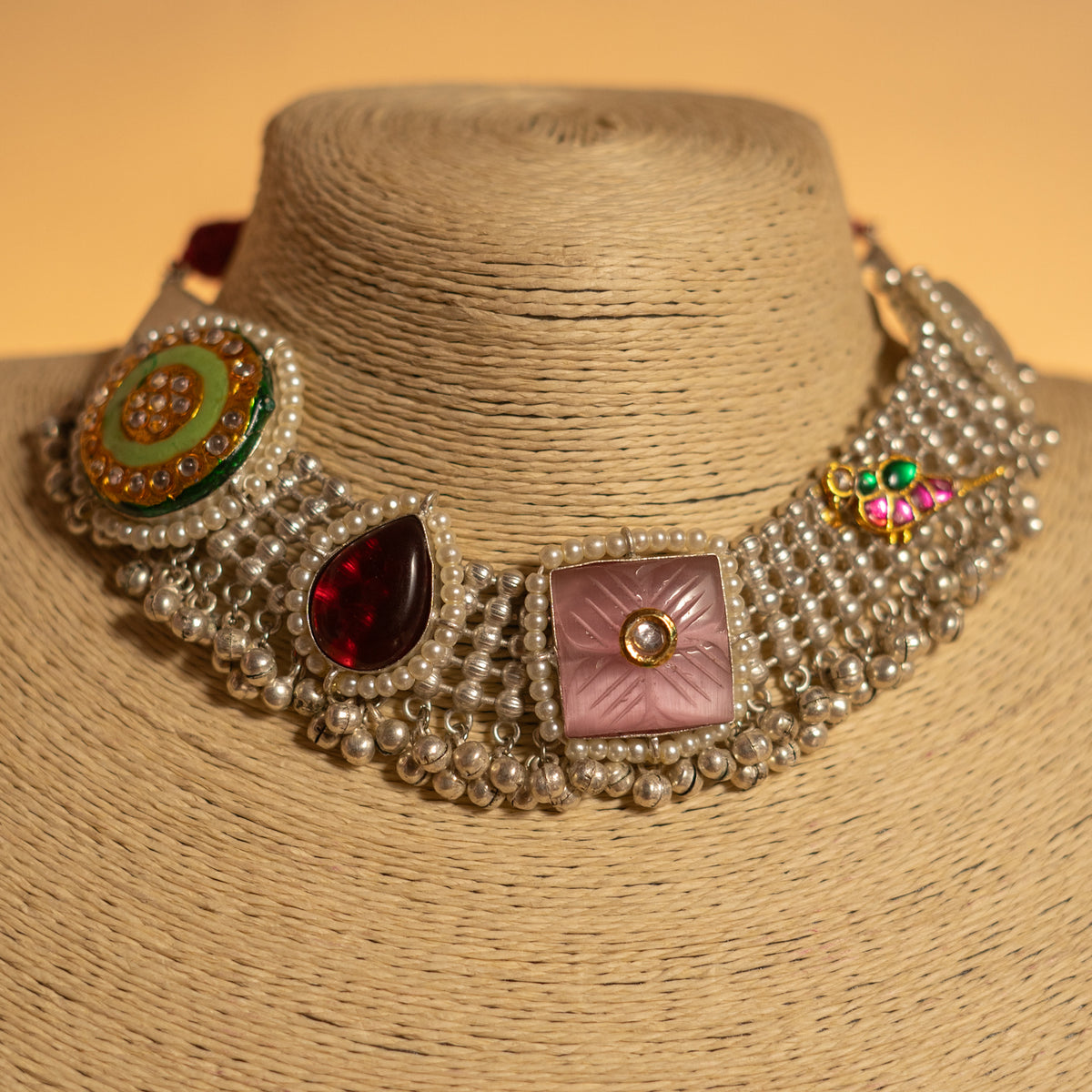 DHAKSHIKA FAUX SILVER MONALISA AND LAC SEMI HANDMADE NECKLACE WITH EARRINGS NL125