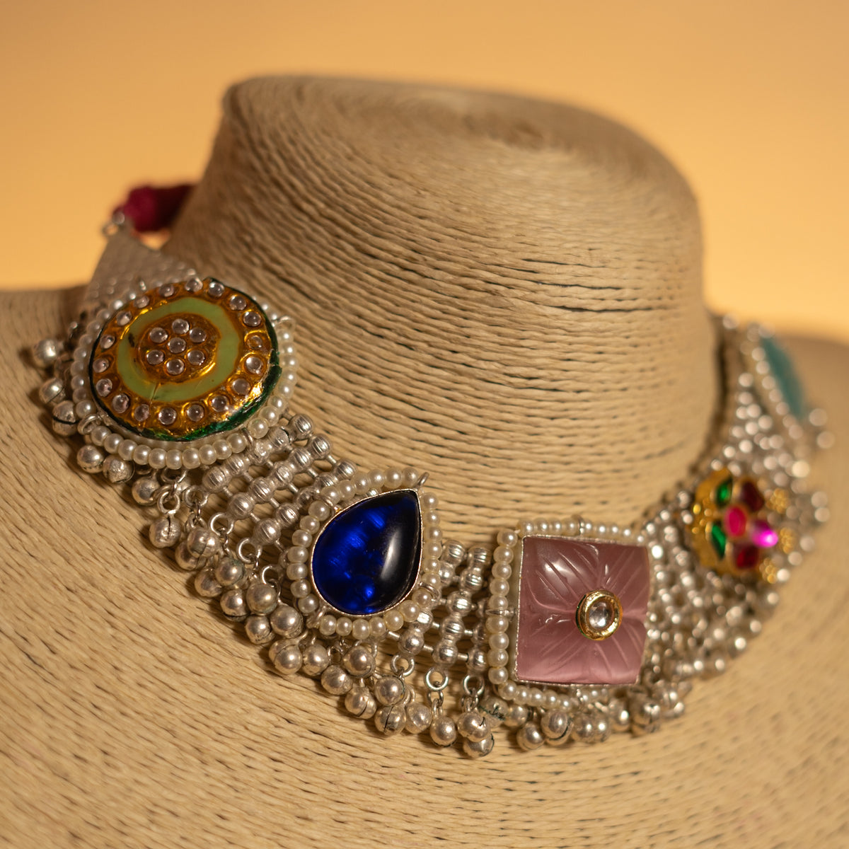 DHAKSHIKA FAUX SILVER MONALISA AND LAC SEMI HANDMADE NECKLACE WITH EARRINGS NL125