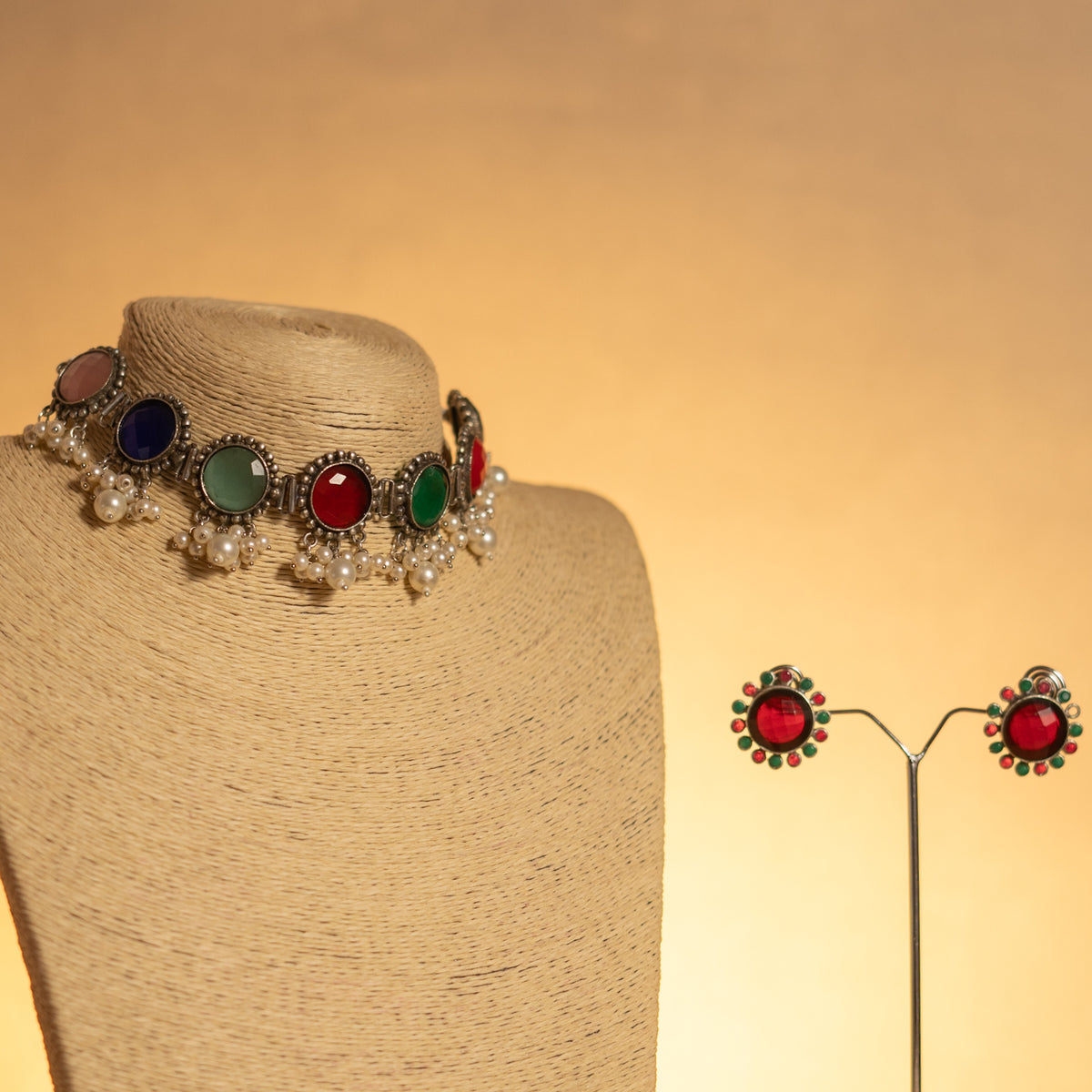 VIMAANAH FAUX SILVER BIJOUX PREMIUM AND EXCLUSIVE  SEMI HANDMADE NECKLACE WITH EARRINGS NL124