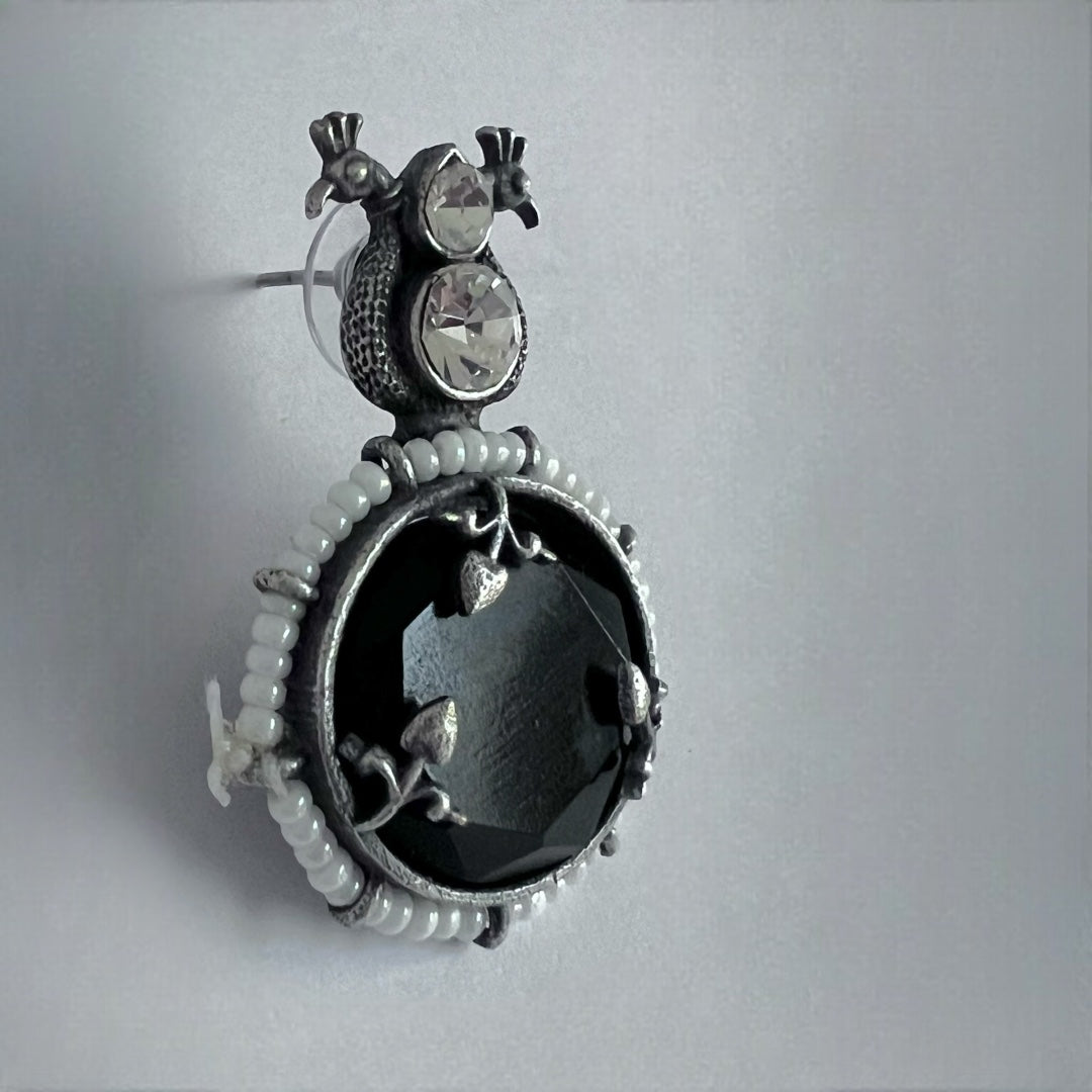 STONY HORNY SILVER LOOK ALIKE SEMI-HANDMADE STUD ER192