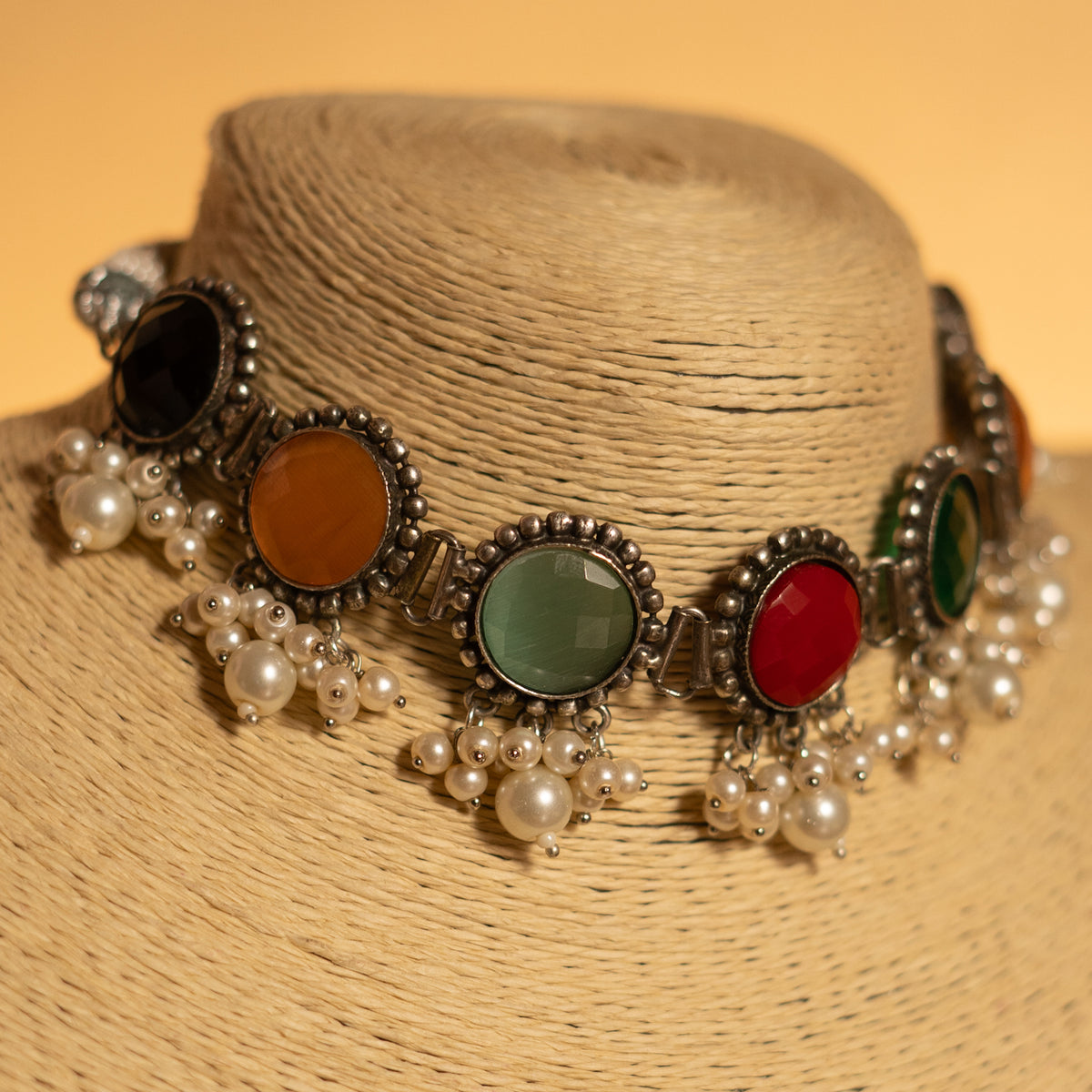 VIMAANAH FAUX SILVER BIJOUX PREMIUM AND EXCLUSIVE  SEMI HANDMADE NECKLACE WITH EARRINGS NL124