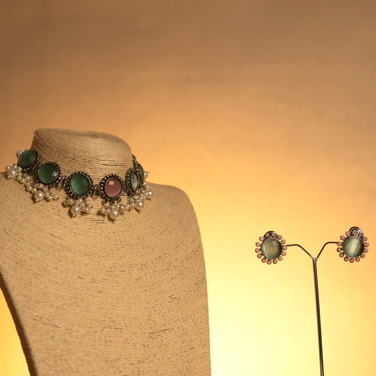 VIMAANAH FAUX SILVER BIJOUX PREMIUM AND EXCLUSIVE  SEMI HANDMADE NECKLACE WITH EARRINGS NL124