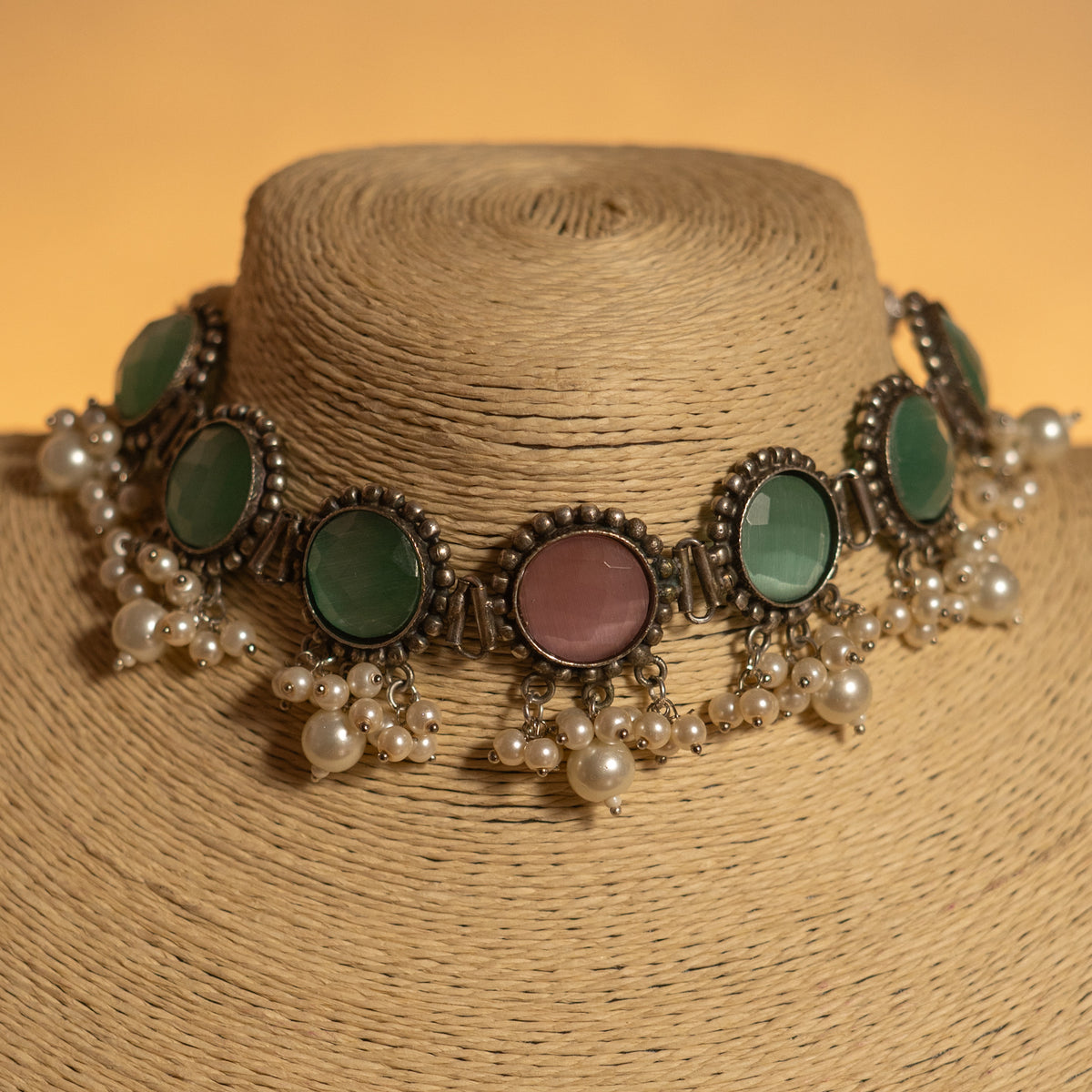 VIMAANAH FAUX SILVER BIJOUX PREMIUM AND EXCLUSIVE  SEMI HANDMADE NECKLACE WITH EARRINGS NL124