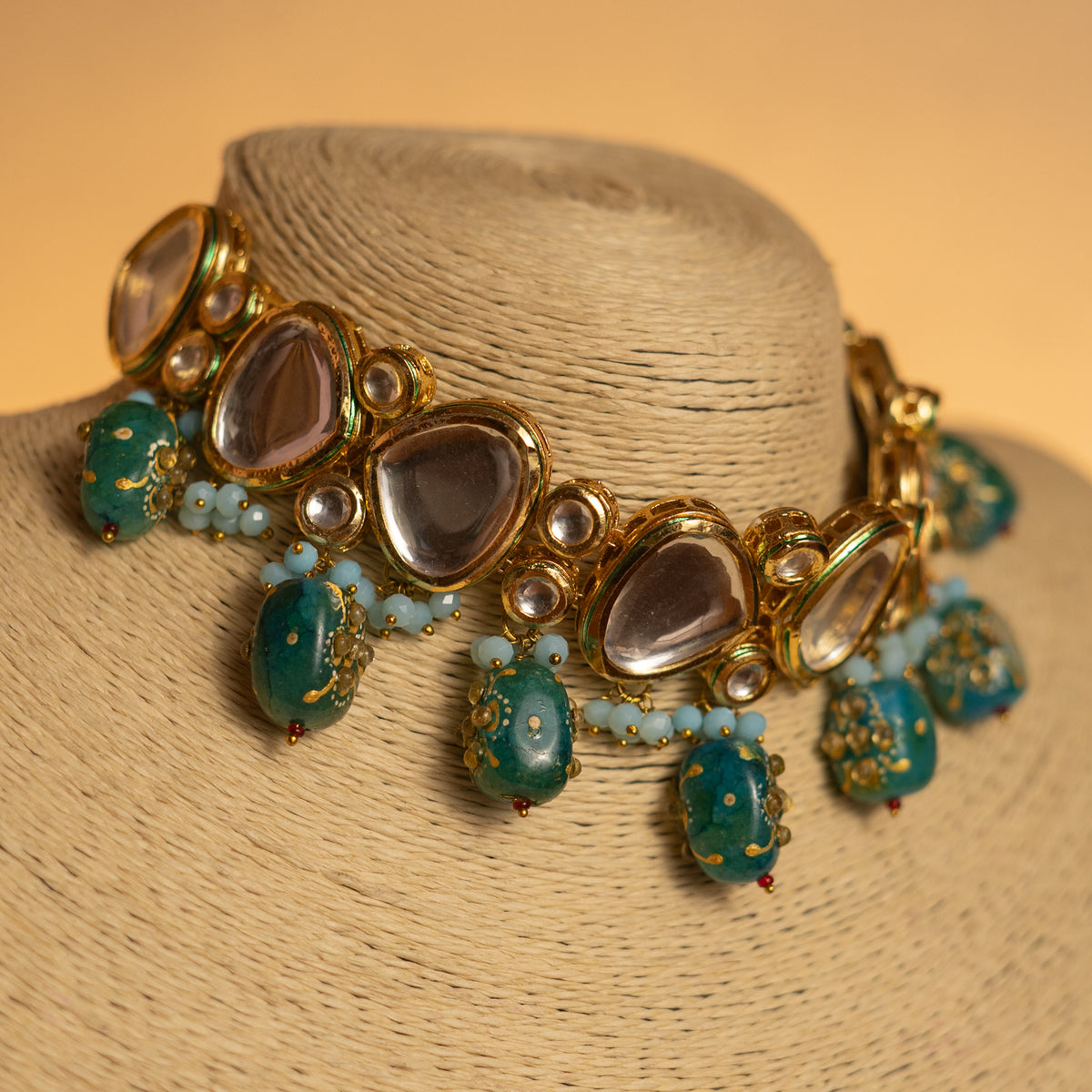 VIHAYA KUNDAN AND HAIN PAINTED BEADS HANDMADE NECKPIECE NECKLACE NL57