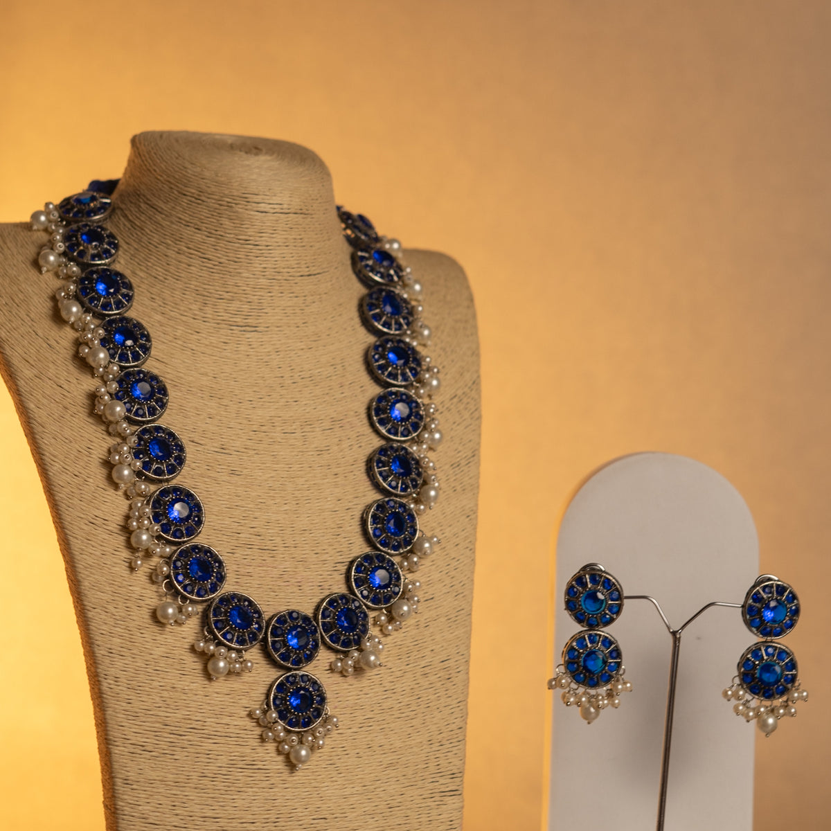 VINAYA FAUX SILVER BIJOUX PREMIUM AND EXCLUSIVE SEMI HANDMADE NECKLACE WITH EARRINGS NL136