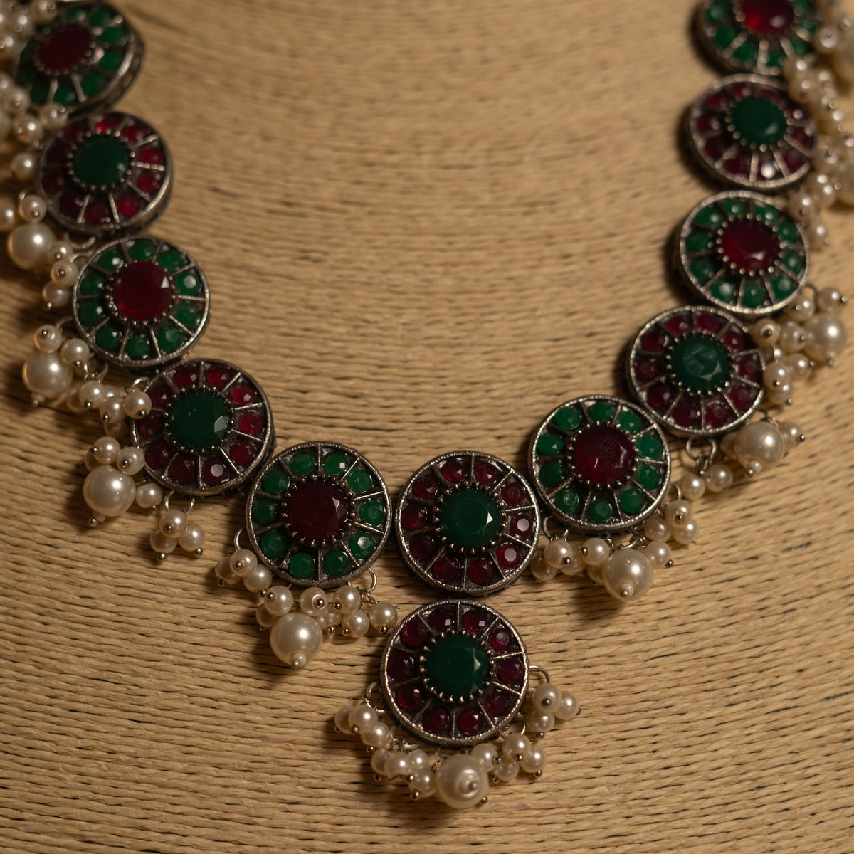 VINAYA FAUX SILVER BIJOUX PREMIUM AND EXCLUSIVE SEMI HANDMADE NECKLACE WITH EARRINGS NL136