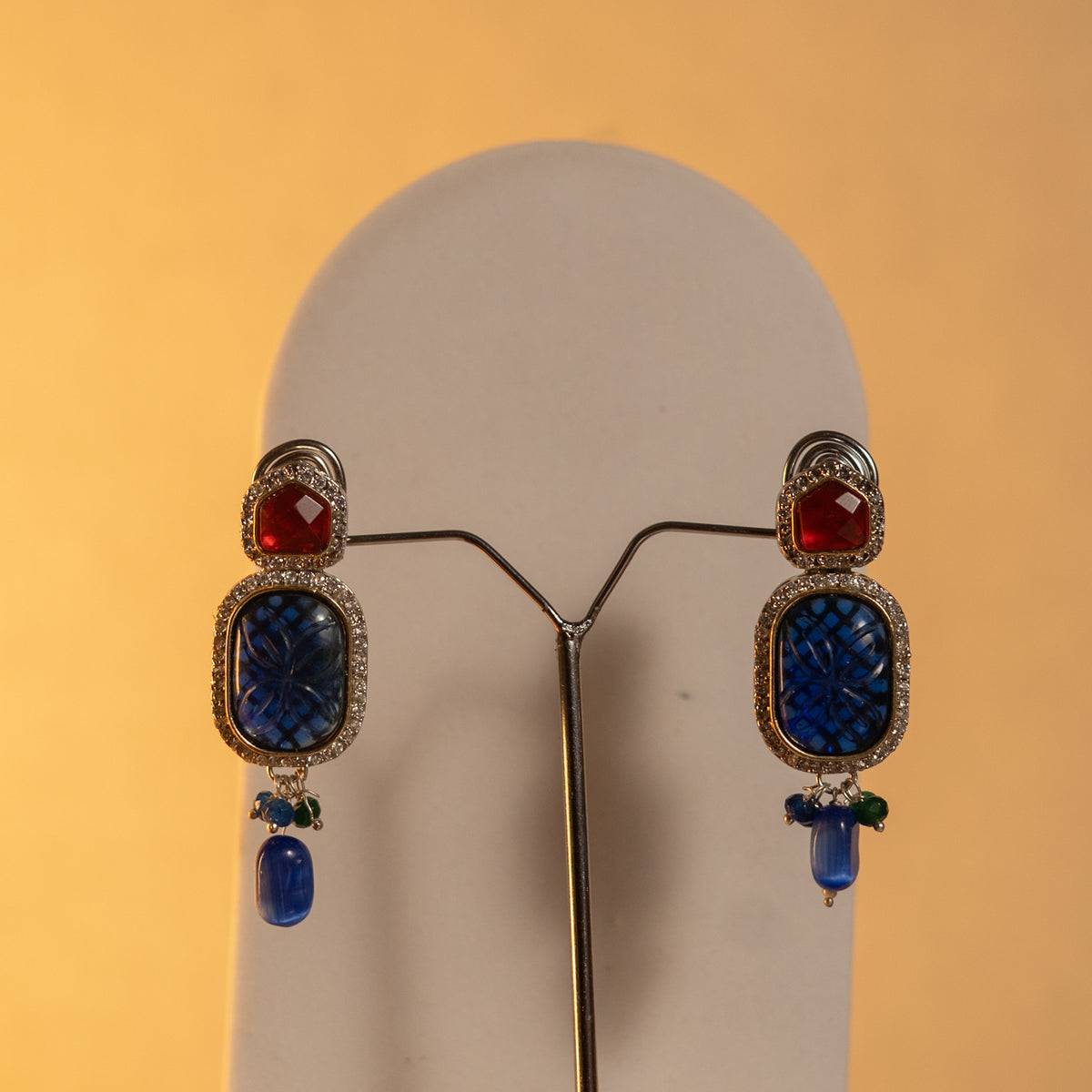 KUNDHAVAI CLASSIC LAYERED ONEX HANDMADE NECKLACE NL50